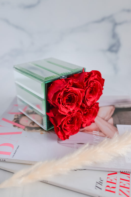 Petite Gatsby Mirrored Rose Centerpiece