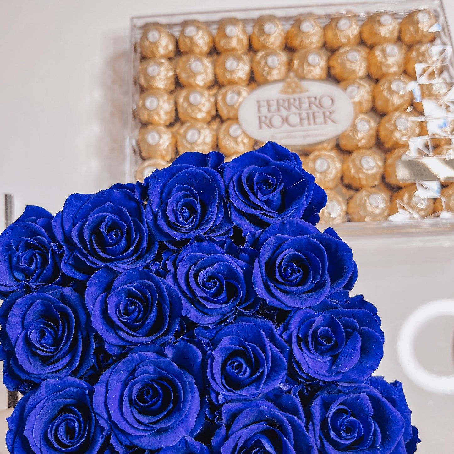 Grande Square Rose Box