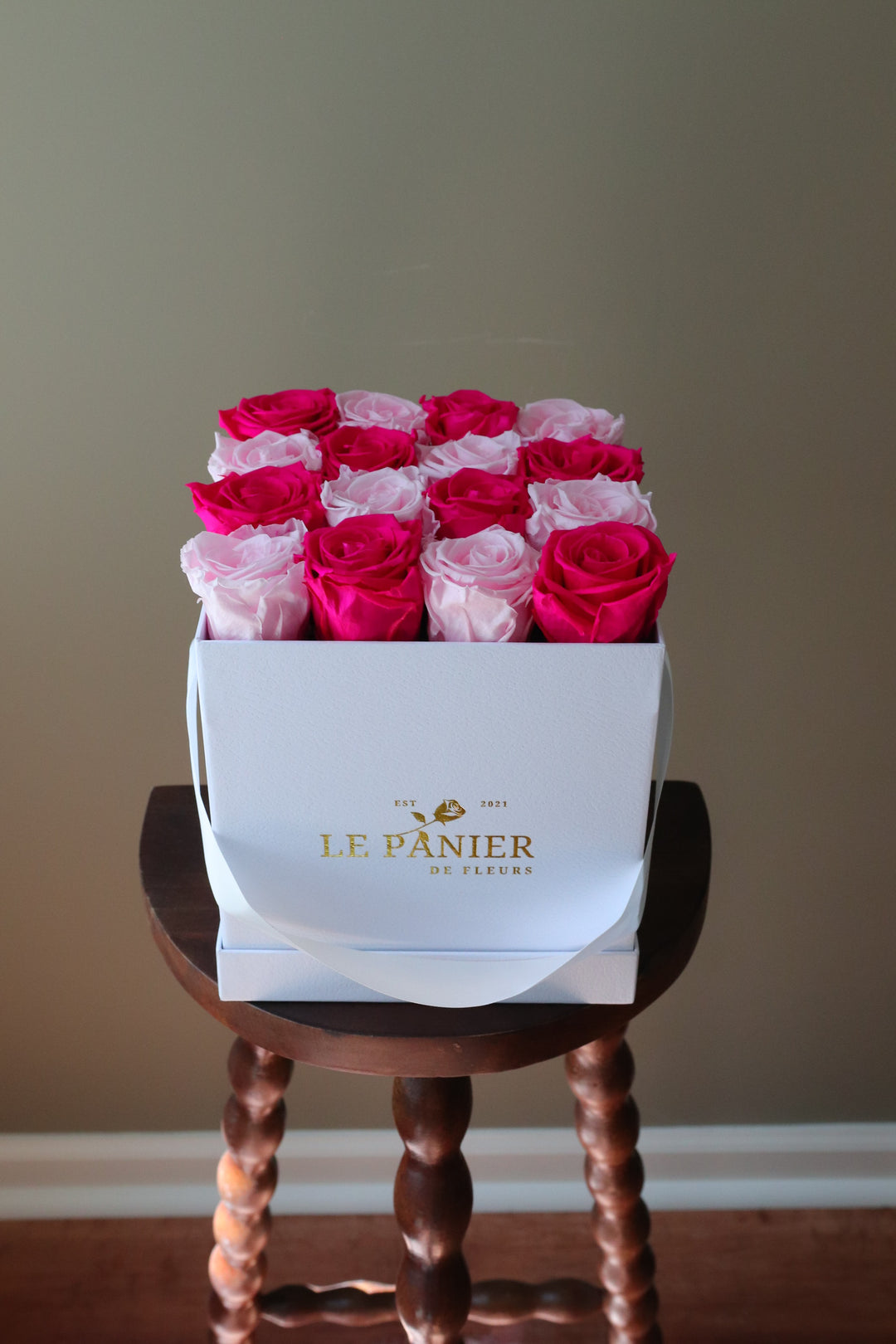 Grande Square Rose Box